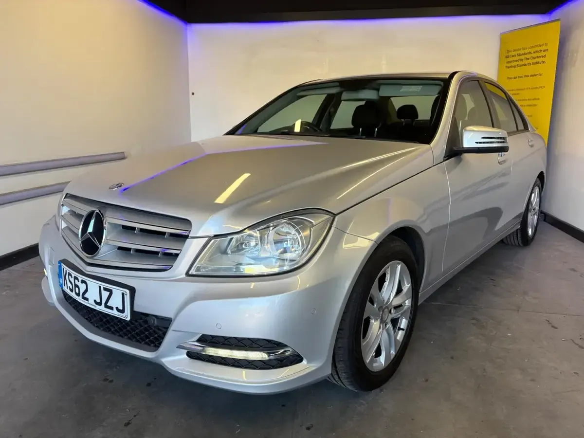 Used Mercedes C220 Executive 2013 Silver Sedan