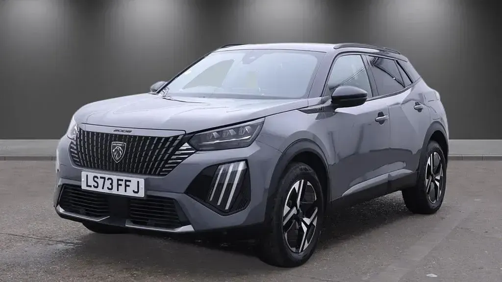Used Peugeot 2008 GT 130 HP (95 kW) 2023 Grey SUV