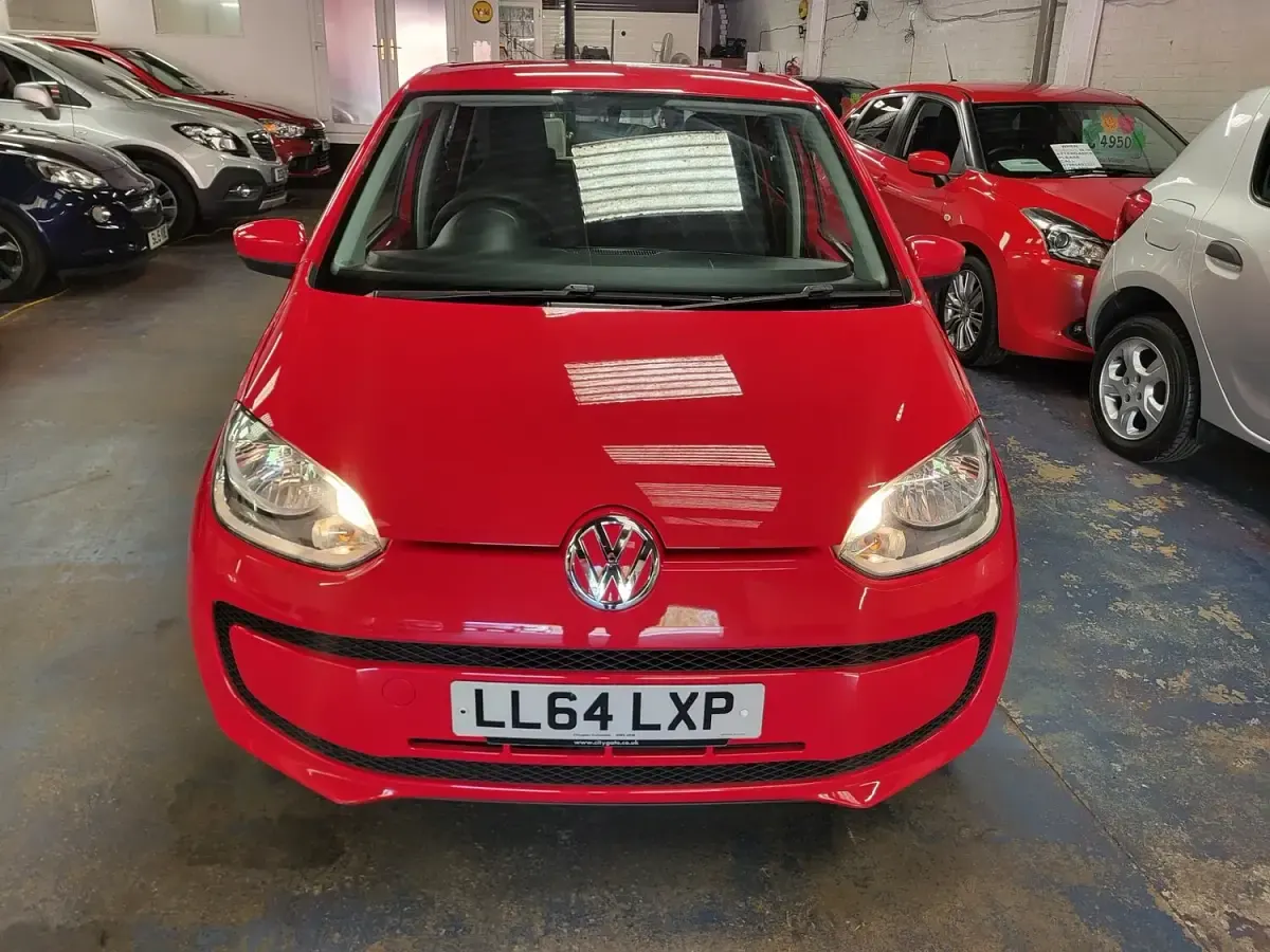 Used VW up! move up! 59 HP (43 kW) 2014 Red Hatchback