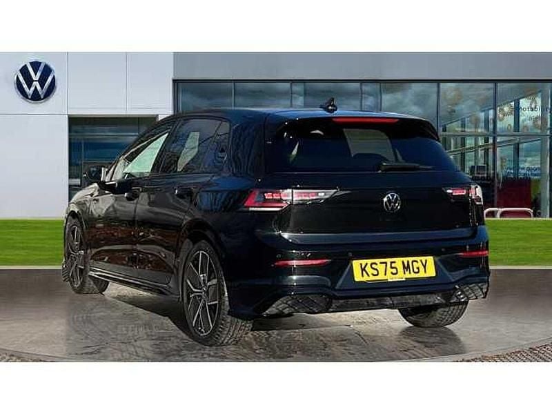 Used VW Golf VIII 150 HP (110 kW) 2025