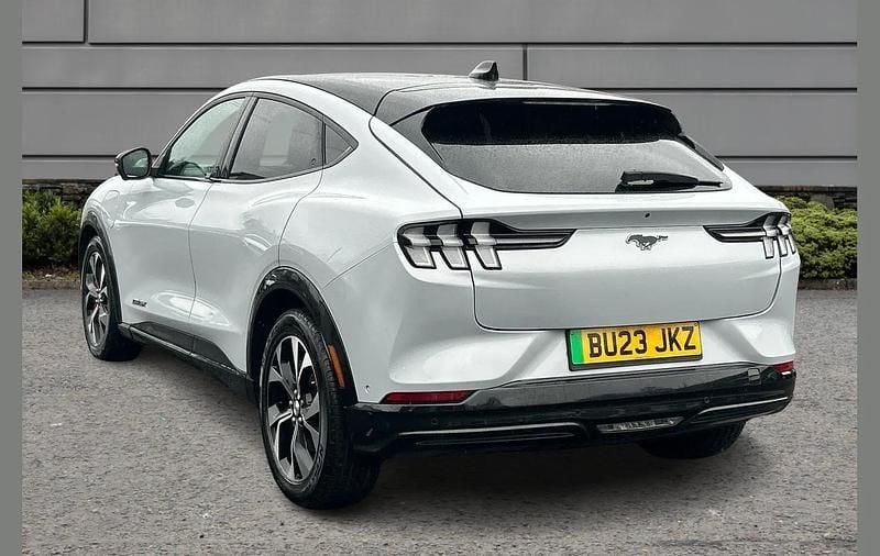 Used Ford Mustang Mach-E Extended Range 253 kW (345 HP) 2023 White SUV