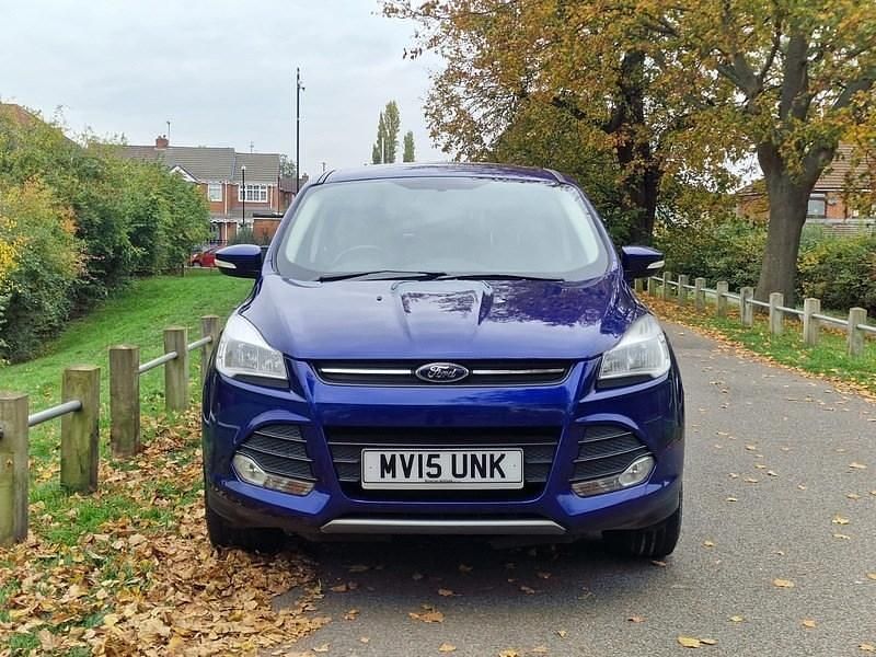 Usado Ford Kuga Zetec 2015 Azul SUV
