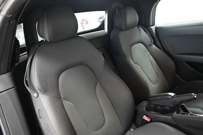 Used Audi TT Roadster Sport 160 HP (117 kW) 2010 Black Cabriolet