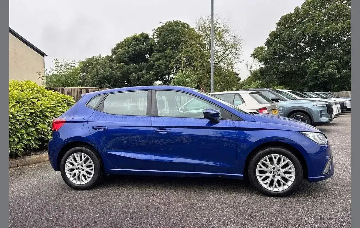 Used Seat Ibiza SE Technology 94 HP (69 kW) 2019 Blue Hatchback