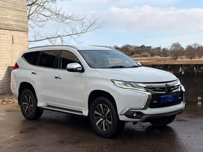 Used Mitsubishi Shogun 181 HP (133 kW) 2021 White SUV