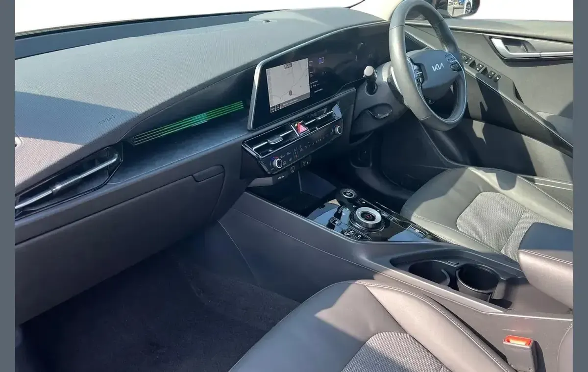 Used Kia e-Niro 150 kW (204 HP) 2023 Grey SUV