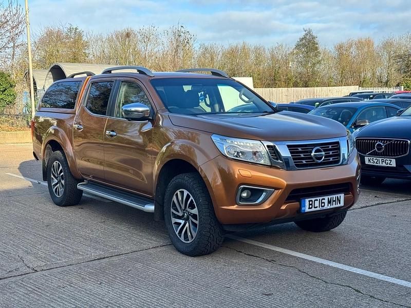 Yellow Used 2016 Nissan Navara Tekna Pickup | £10,401 (Fair price) - Image 1/4
