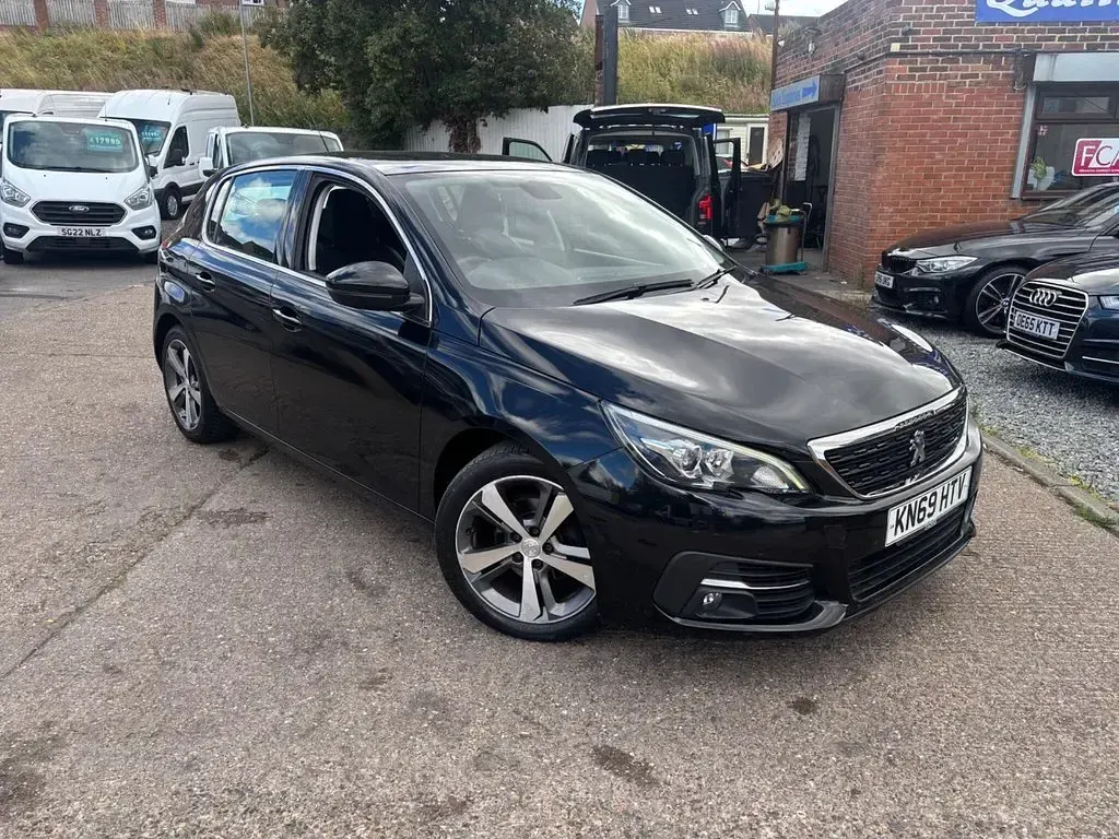 Used Peugeot 308 Allure 130 HP (95 kW) 2019 Black Hatchback