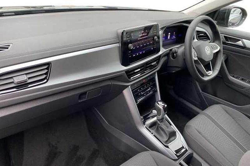 New VW T-Roc 150 HP (110 kW) 2025 SUV