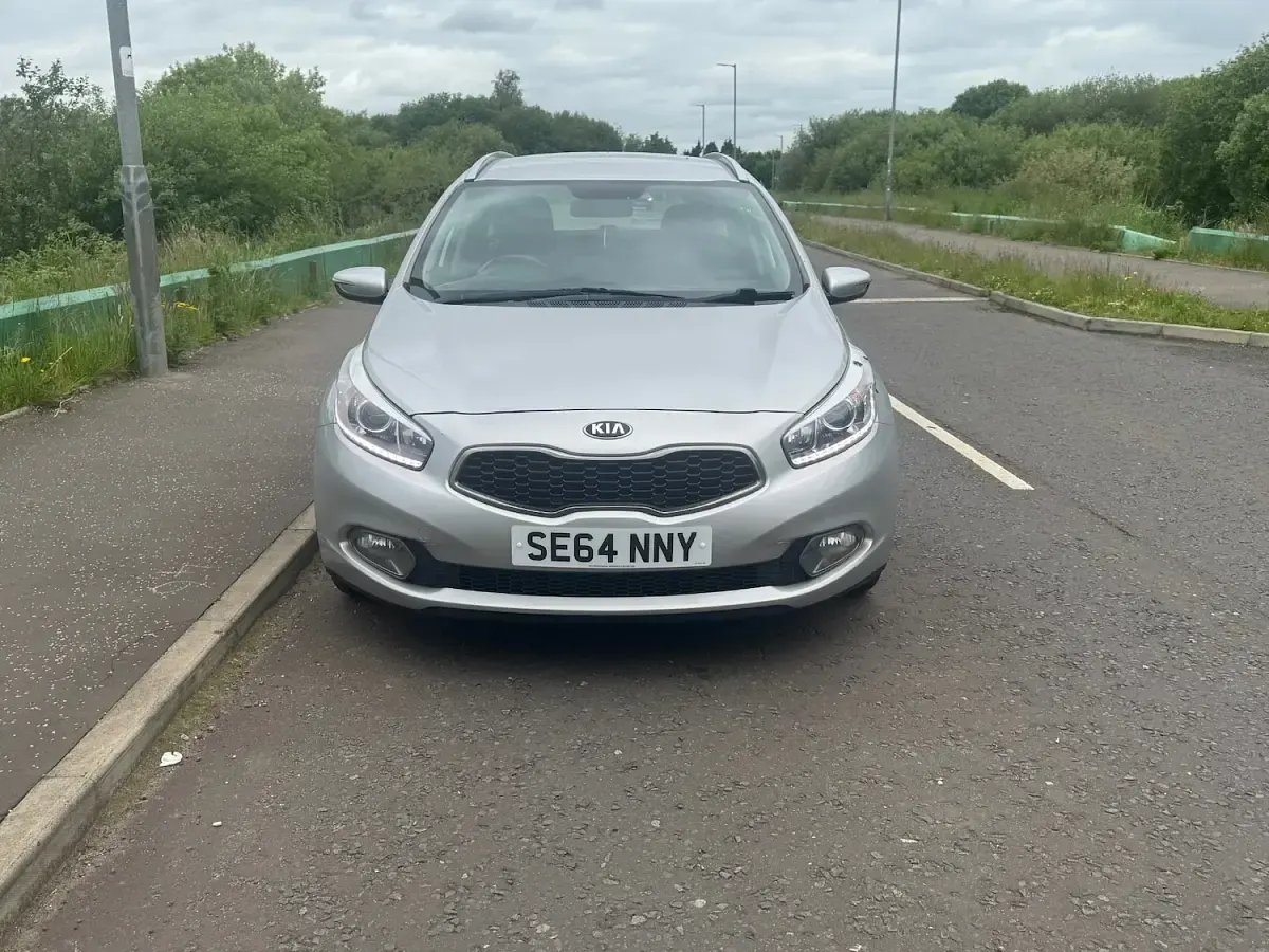 Used Kia Ceed 2015 Silver Hatchback