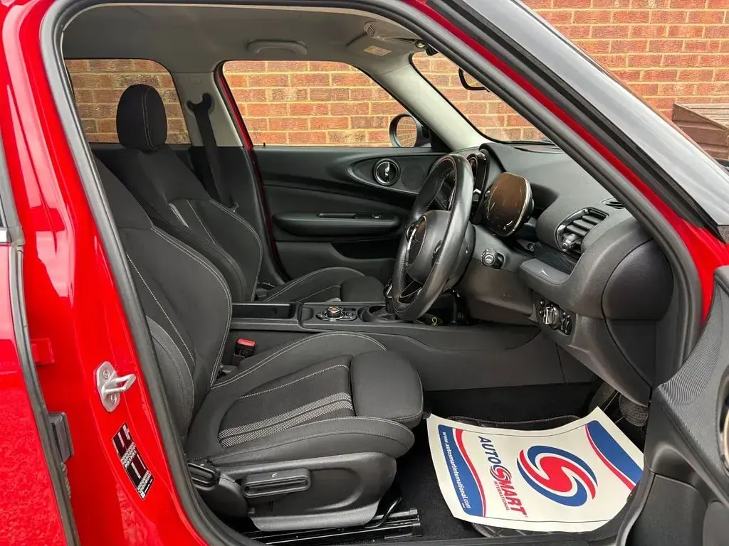 Used Mini Cooper Clubman Classic 192 HP (141 kW) 2020 Red Estate