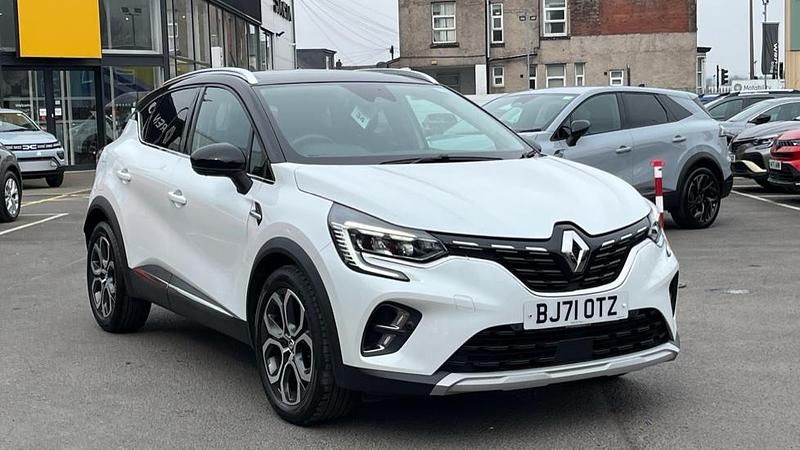 Used Renault Captur Version S 140 HP (102 kW) 2021 White/black  SUV