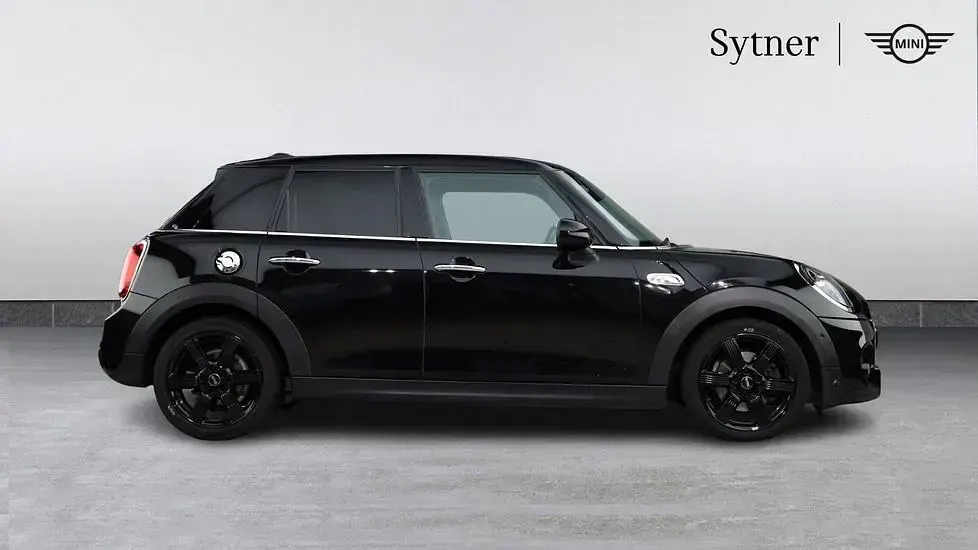 Used Mini Cooper S Hatch 189 HP (139 kW) 2018 Black Hatchback