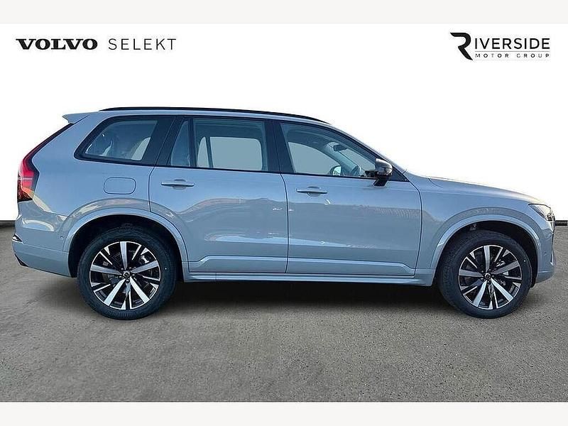 New Volvo XC90 Plus 250 HP (183 kW) 2025 SUV