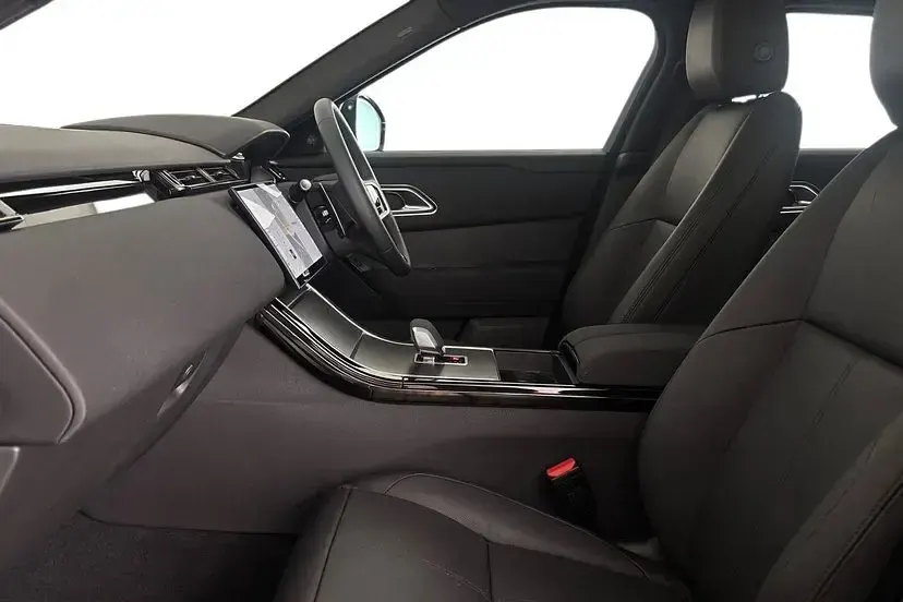 Used Land Rover Range Rover Velar SE Dynamic 204 HP (150 kW) 2024 Black SUV