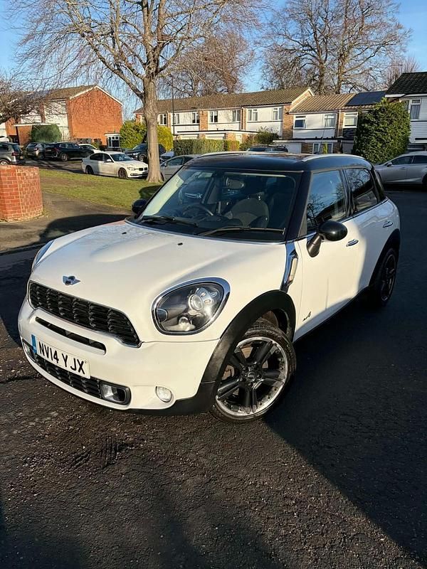 Used Mini Cooper S 2014 White Hatchback
