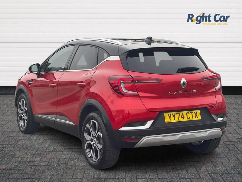 Used Renault Captur Techno 91 HP (66 kW) 2024 Red / black SUV