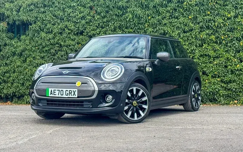 Used Mini Cooper Level 3 135 kW (184 HP) 2020 Black Hatchback