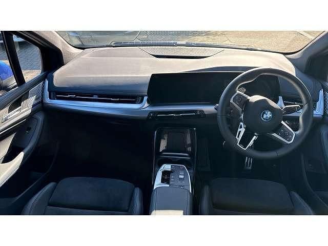 Image 4/4