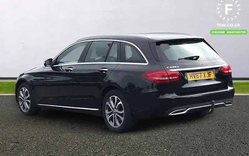 Used Mercedes C220 Premium 170 HP (125 kW) 2017 Black Estate