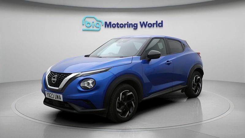 Used Nissan Juke N-Connecta 114 HP (83 kW) 2023 Blue SUV