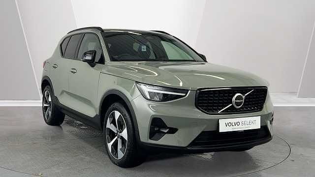 Used 2025 Volvo XC40 Plus SUV | £32,740 (A bit pricey) - Image 1/4
