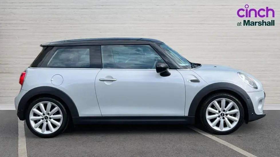 Used Mini Cooper 136 HP (100 kW) 2016 Silver Hatchback