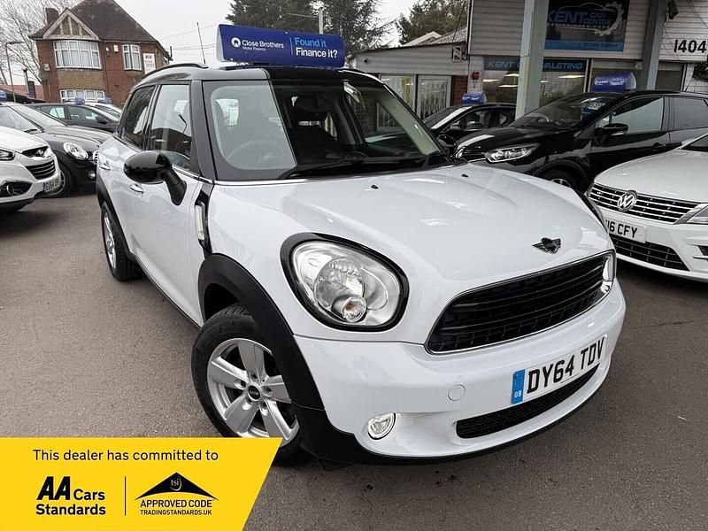 Used Mini Cooper 2014 White Hatchback