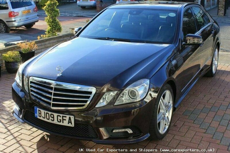 Used 2009 Mercedes E350 Sedan | £10,950 - Image 1/4