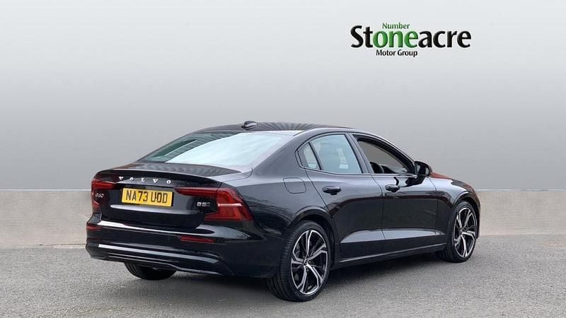 Used Volvo S60 Plus 250 HP (183 kW) 2023 Black Sedan