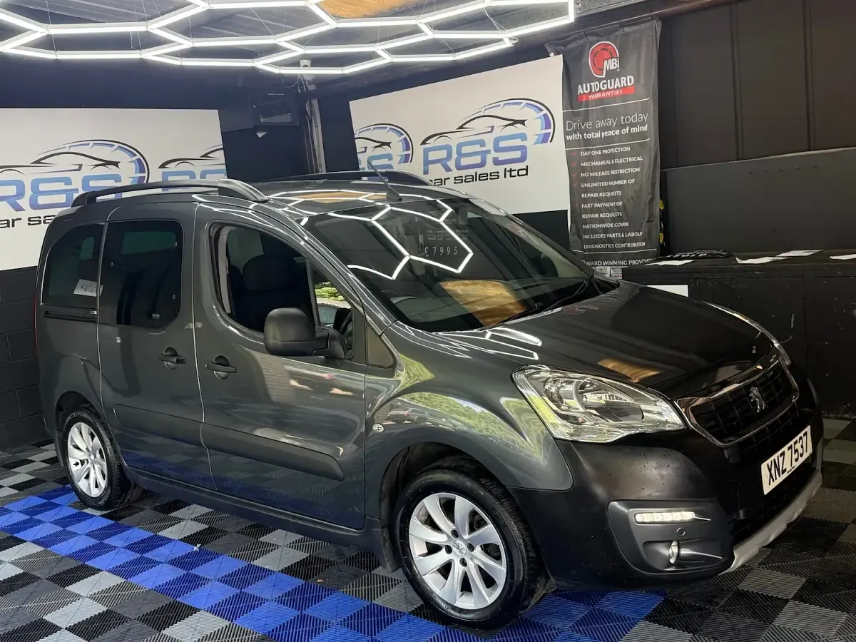 Used Peugeot Partner Tepee Outdoor 2018 Grey MPV
