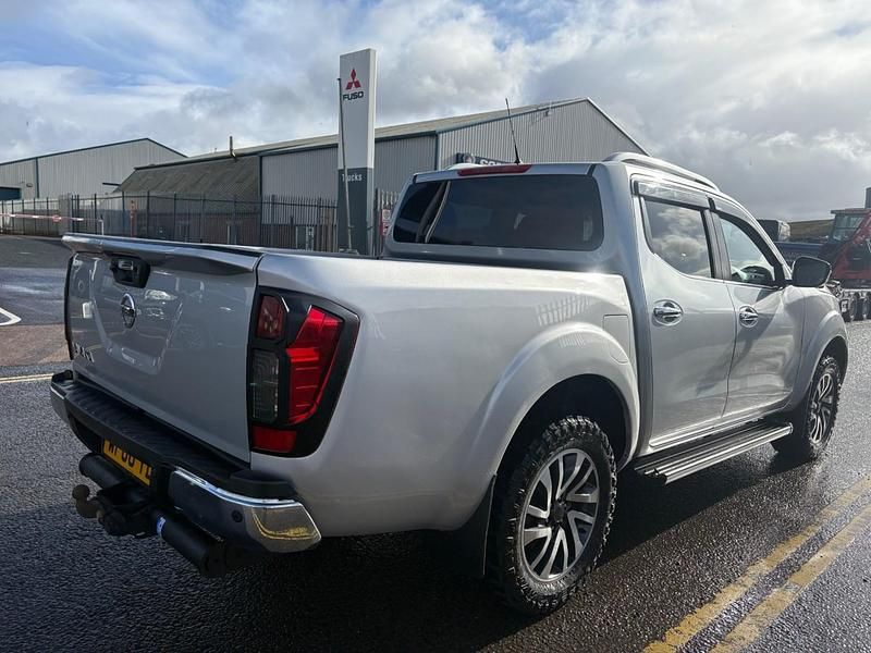 Used Nissan Navara Tekna 2016 Silver Pickup