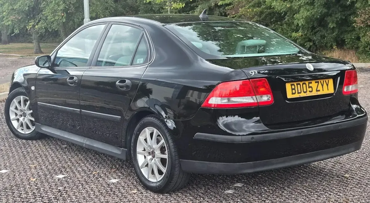 Used Saab 9-3 Linear 147 HP (108 kW) 2005 Black Sedan