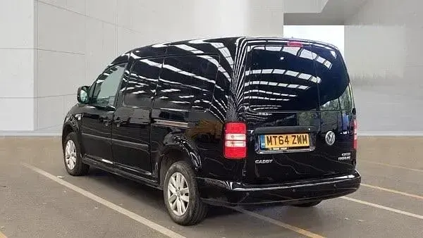 Used VW Caddy Maxi Highline 102 HP (75 kW) 2014 Black MPV