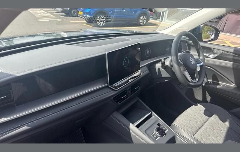 Used VW Tayron Match 200 HP (147 kW) 2025 Blue SUV