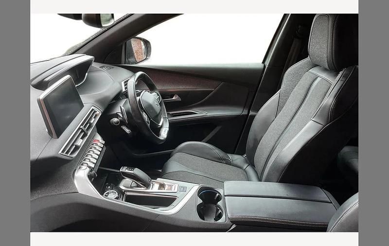 Used Peugeot 5008 GT-line 181 HP (133 kW) 2019 Grey SUV