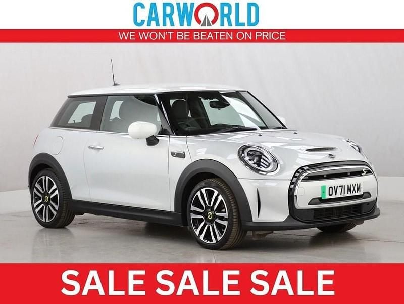 Silver Used 2021 Mini Cooper SE Hatch Hatchback | £13,700 (Fair price) - Image 1/3