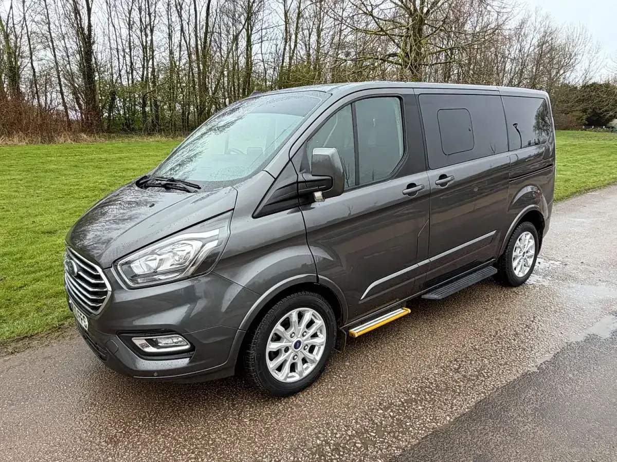 Used Ford Tourneo 2020 Grey MPV