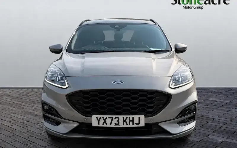 Used Ford Kuga ST-Line 225 HP (165 kW) 2023 Silver SUV