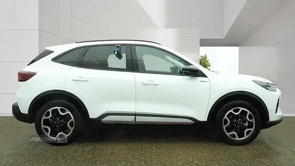 Begagnad Ford Kuga Active 243 HK (178 kW) 2025 Vit SUV