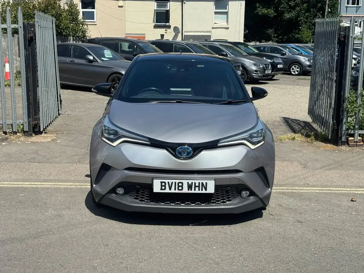 Used Toyota C-HR 122 HP (89 kW) 2018 Silver SUV
