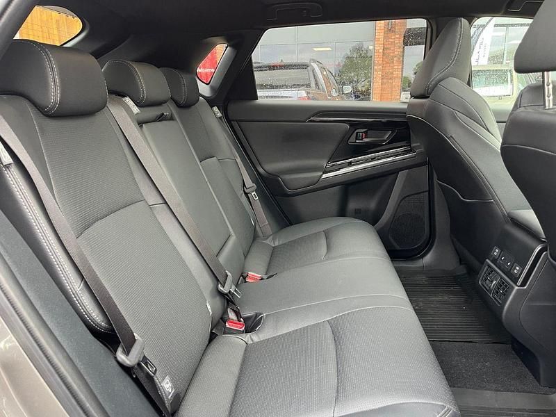 Used Subaru Solterra 150 kW (204 HP) 2023 Silver SUV