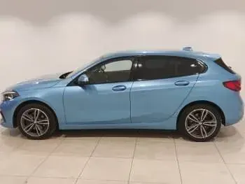 Used BMW 118 Sport Line 140 HP (102 kW) 2020 Blue Hatchback