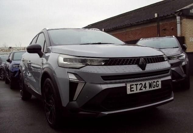 Used Renault Captur Esprit Alpine 145 HP (106 kW) 2024 Grey SUV