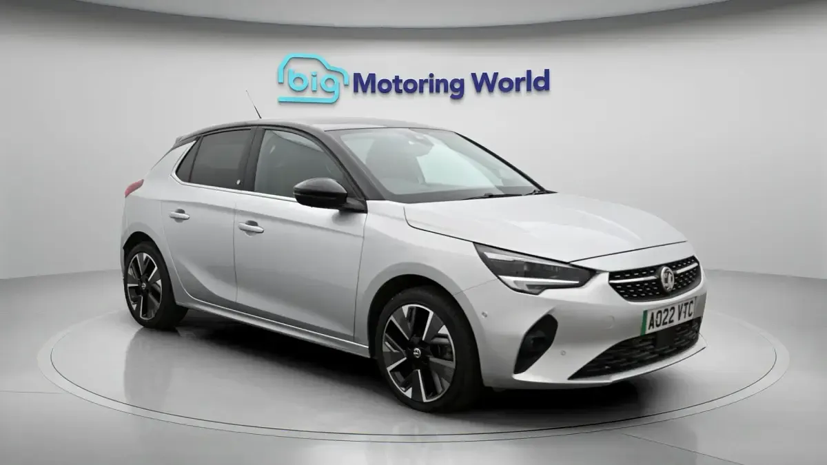 Used Vauxhall Corsa-e Elite 100 kW (136 HP) 2022 Hatchback