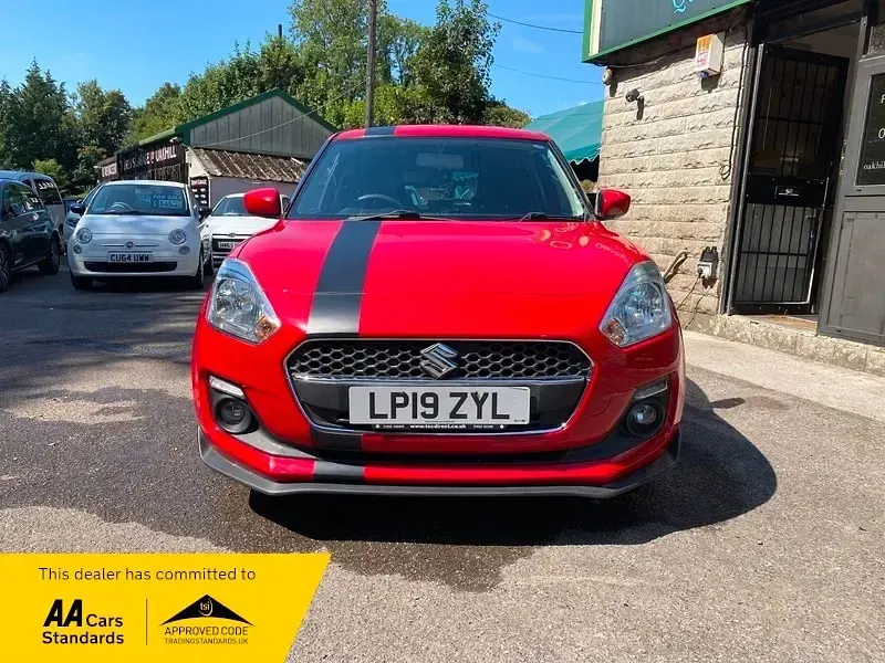 Used Suzuki Swift 90 HP (66 kW) 2019 Red Hatchback