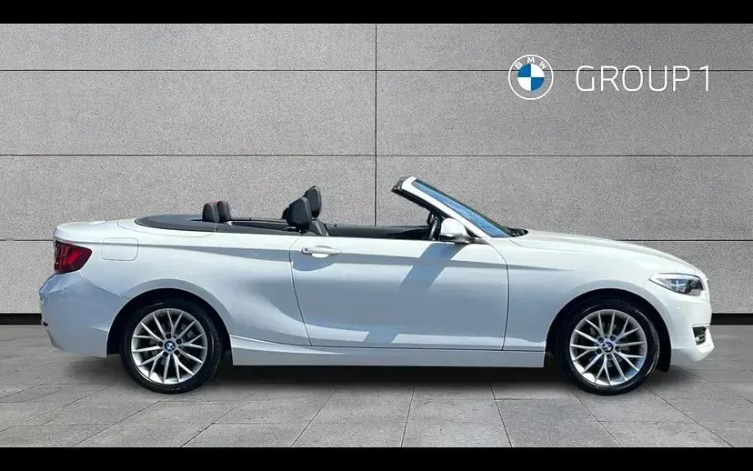 Used BMW 218 Sport Line 136 HP (100 kW) 2015 Alpine white Cabriolet