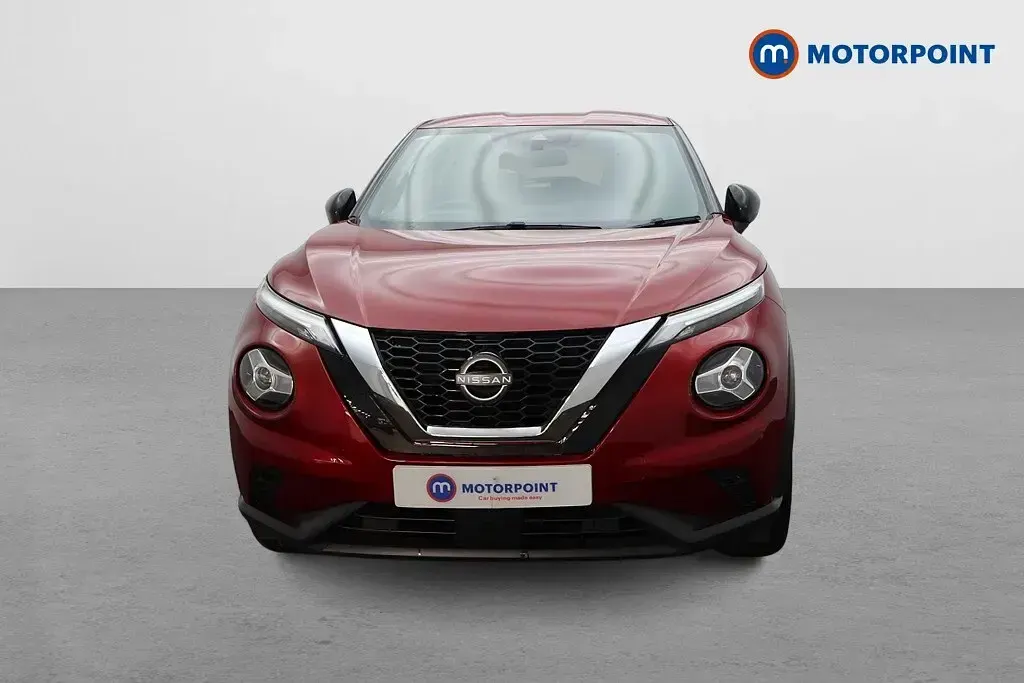Used Nissan Juke N-Connecta 114 HP (83 kW) 2023 Red SUV