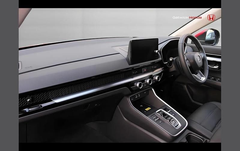 Used Honda CR-V Advance 180 HP (132 kW) 2025 Red SUV