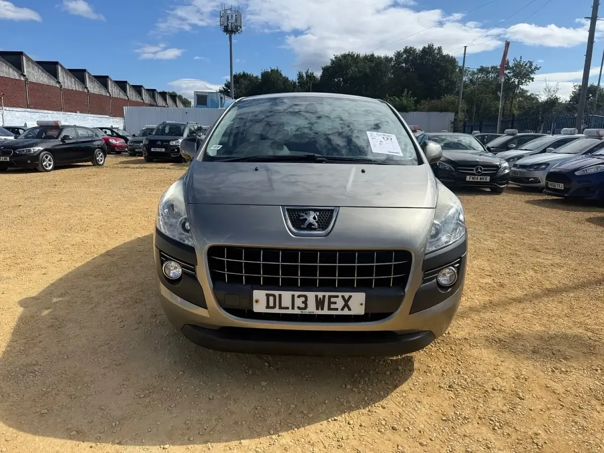 Used Peugeot 3008 Active 115 HP (84 kW) 2013 Grey Estate